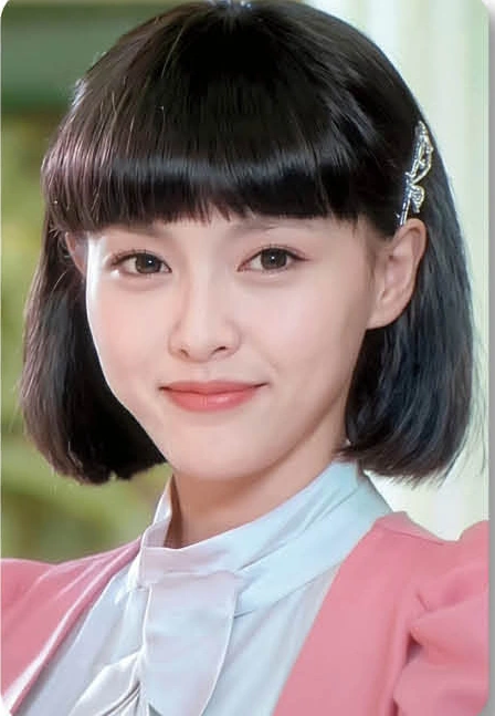 角色卡 R-09